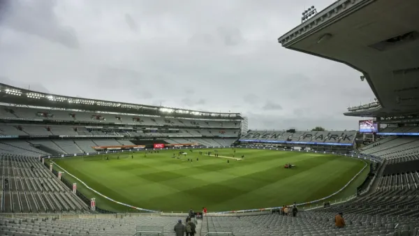 আবারও বৃষ্টির পেটে ম্যাচ, নিউজিল্যান্ডকে হারিয়ে সিরিজ ইংল্যান্ডের