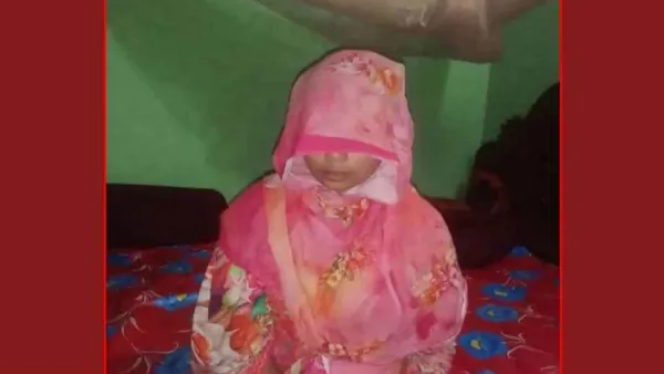 বিয়ের দাবিতে ভাতিজার বাড়িতে চাচি