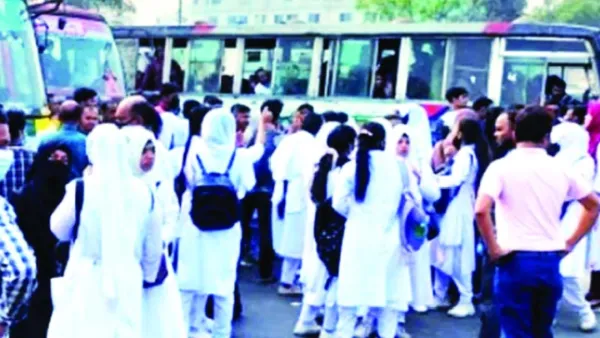 প্রয়োজন ছাত্রীদের নিজস্ব যানবাহন