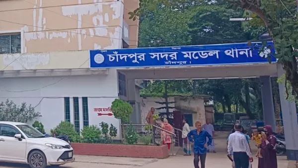 পরকীয়ার জেরে গরম পানি দিয়ে স্বামীর মুখ ঝলসে দিল স্ত্রী 