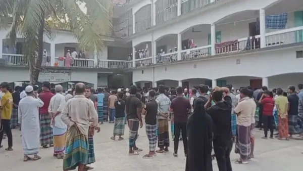 ঘুমন্ত মাদ্রাসাছাত্রকে জবাই করে হত্যা