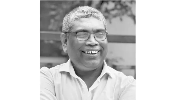 সহজে মেলে, কঠিন করে চাওয়া কেন