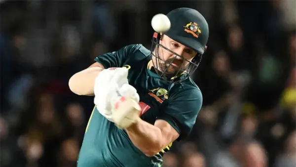 অ্যাশেজ প্রস্তুতির জন্য টি-টোয়েন্টি দল ছাড়লেন হেড