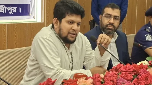 আগামী সপ্তাহে ফ্যাসিস্ট হাসিনার বিচারের রায় হবে: মাহফুজ আলম 