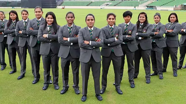 নারী ক্রিকেটারদের বেতন বৃদ্ধি করল বিসিবি