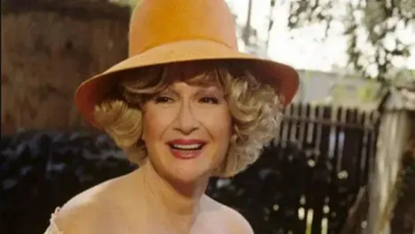 হলিউডের জনপ্রিয় অভিনেত্রী ডায়ান ল্যাড আর নেই