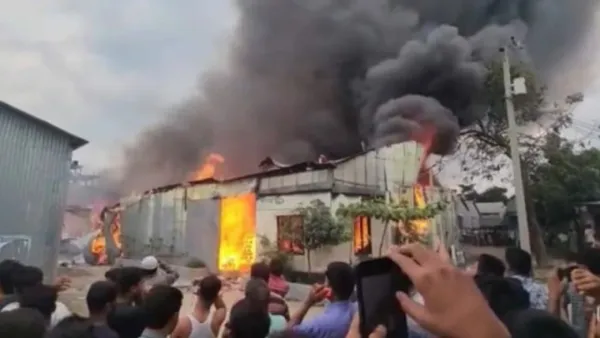 গাজীপুরে ঝুটের গুদামে আগুন, পুড়ল ৬টি গুদাম