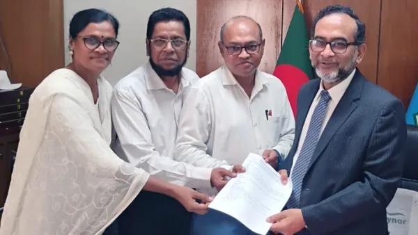 প্রেসক্রিপশনে অনিবন্ধিত ওষুধ নিষিদ্ধে নীতিমালা প্রণয়নের সুপারিশ