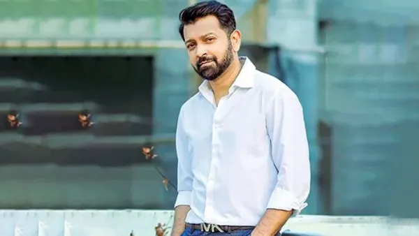 ‘আমার ছবির ওপর টুপি বসিয়ে রাজনৈতিক দলের সঙ্গে জুড়ে দেওয়া হচ্ছে’