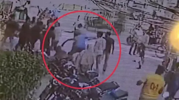 খুলনায় দুই সাংবাদিকের ওপর হামলা