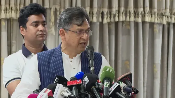 এত শক্তি প্রদর্শন আপনাদের বোধহয় মানায় না, সরকারকে সালাহউদ্দিন 