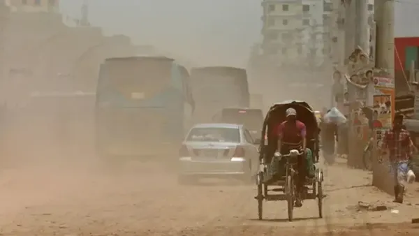 শীতের শুরুতেই ঢাকার বাতাস ‘খুব অস্বাস্থ্যকর’ 