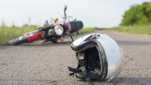 নারীকে বাঁচাতে গিয়ে ২ তরুণের মৃত্যু 