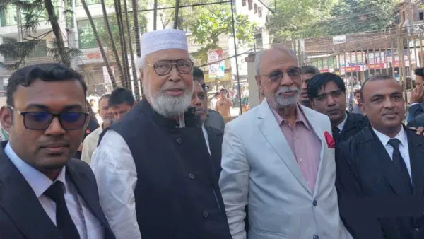 লতিফ সিদ্দিকীর হাজিরায় ‎সঙ্গে এলেন কাদের সিদ্দিকী 