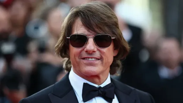 সম্মানসূচক অস্কার গ্রহণ করলেন টম ক্রুজ