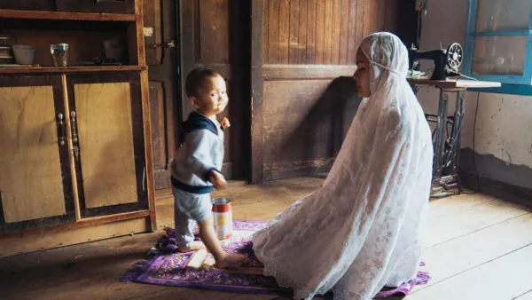 শিশুর প্রস্রাবে কাপড় নাপাক হবে কি?