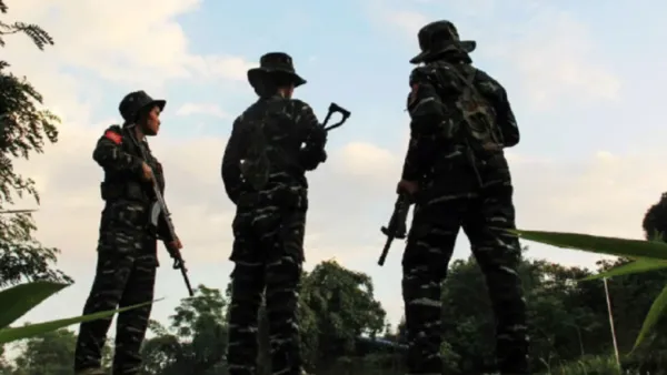 ট্রলারসহ ৬ জেলেকে ধরে নিয়ে গেছে আরাকান আর্মি