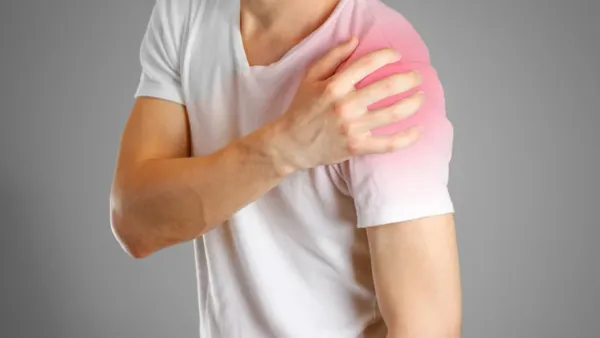 দীর্ঘমেয়াদী ব্যথার চিকিৎসা ও করণীয়