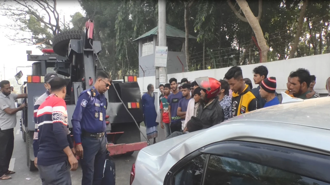 ভারতে ফেরার পথে প্রাণ গেল স্বামী-স্ত্রীর