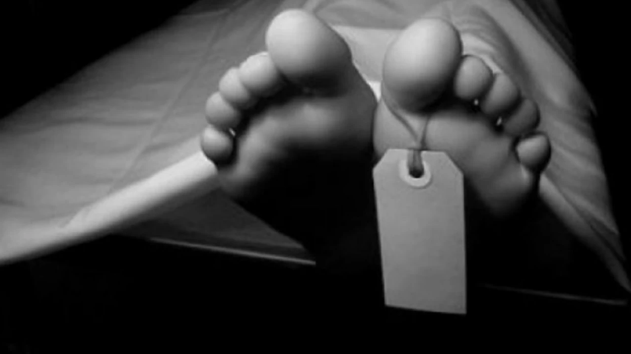 মৃত্যুর ৯৮ দিন পর কবর থেকে মরদেহ উত্তোলন