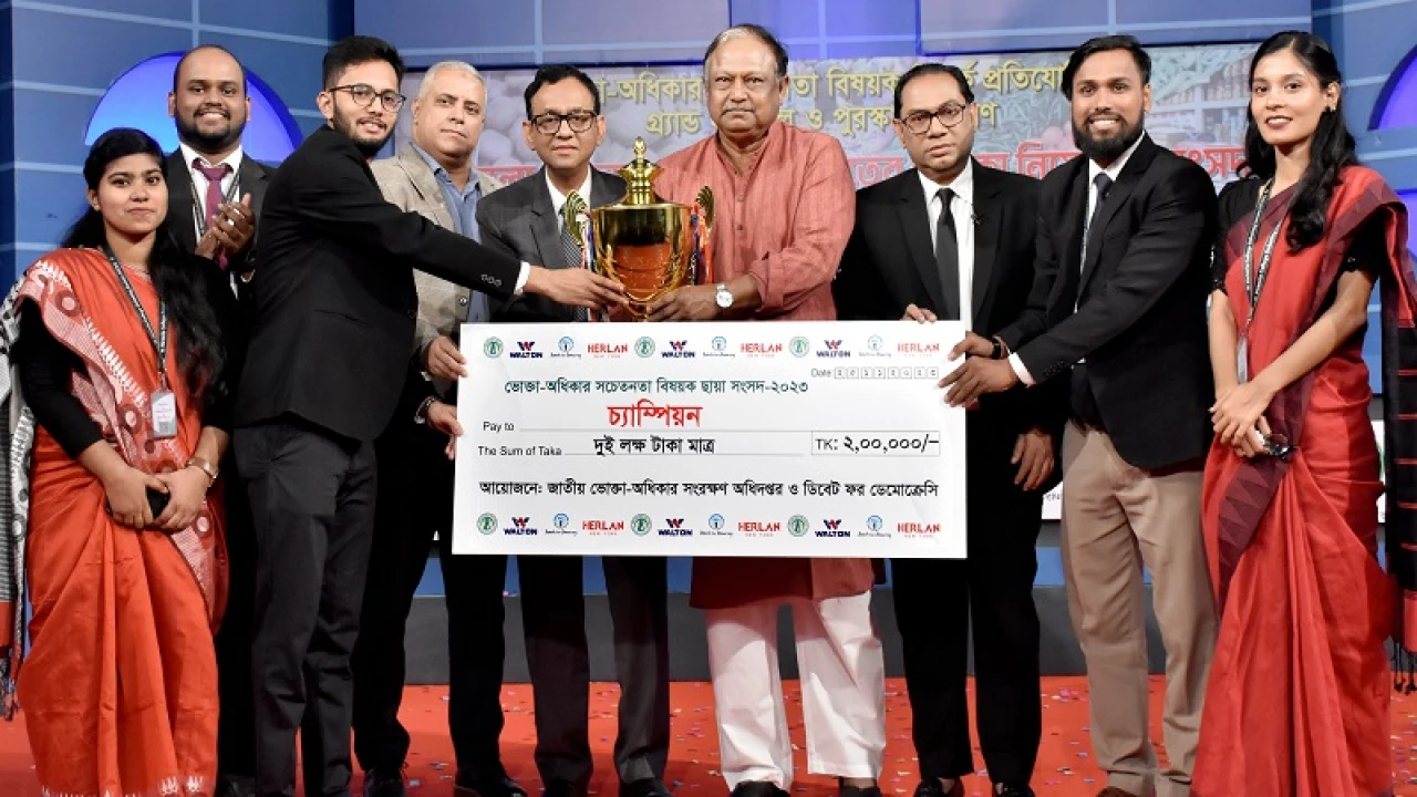 গরুর মাংস আমদানির পক্ষে নয় সরকার: বাণিজ্যমন্ত্রী