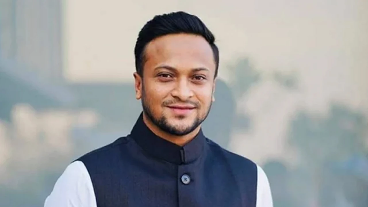 নৌকার মনোনয়ন পেয়েই দুঃসংবাদ পেলেন সাকিব