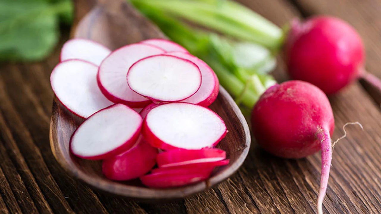 শীতে মুলা কেন খাবেন?