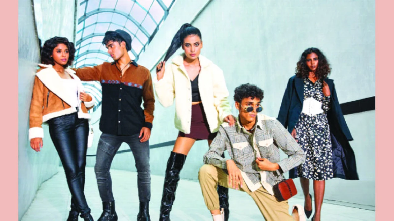 খোঁ জ খ ব র