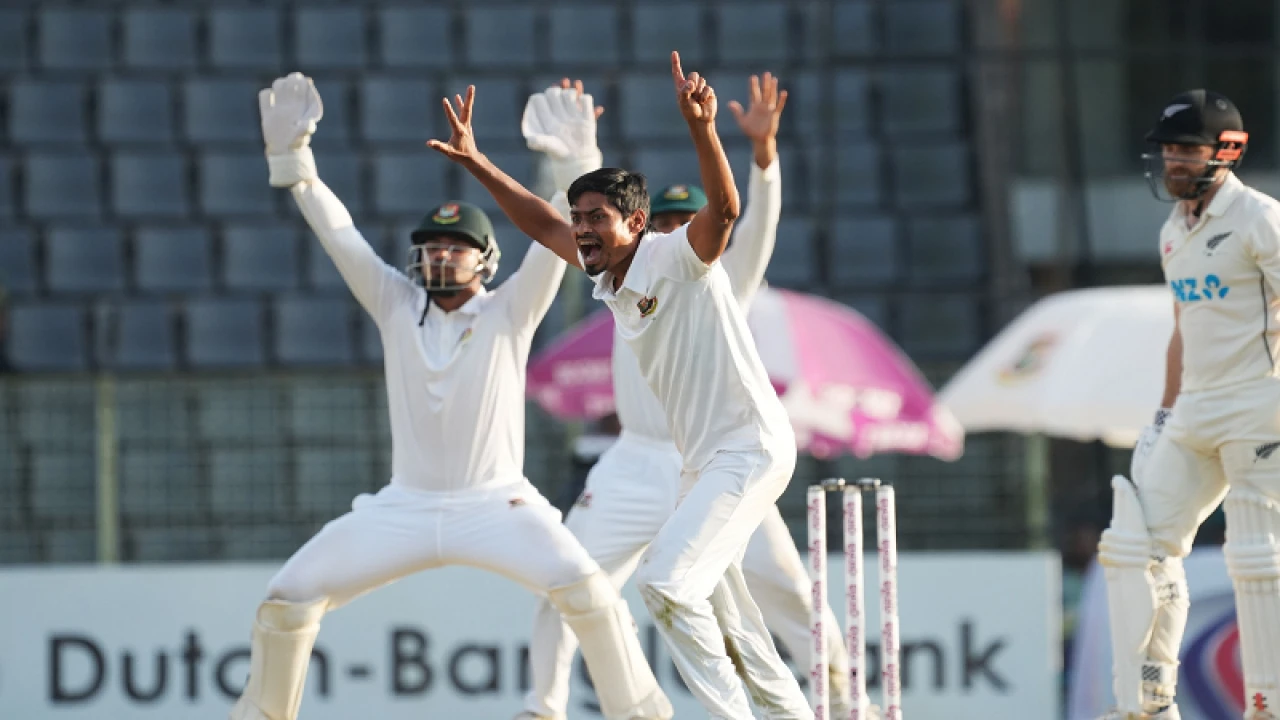 তাইজুলের ঘূর্ণি জাদুতে জয়ের সুবাস পাচ্ছে বাংলাদেশ