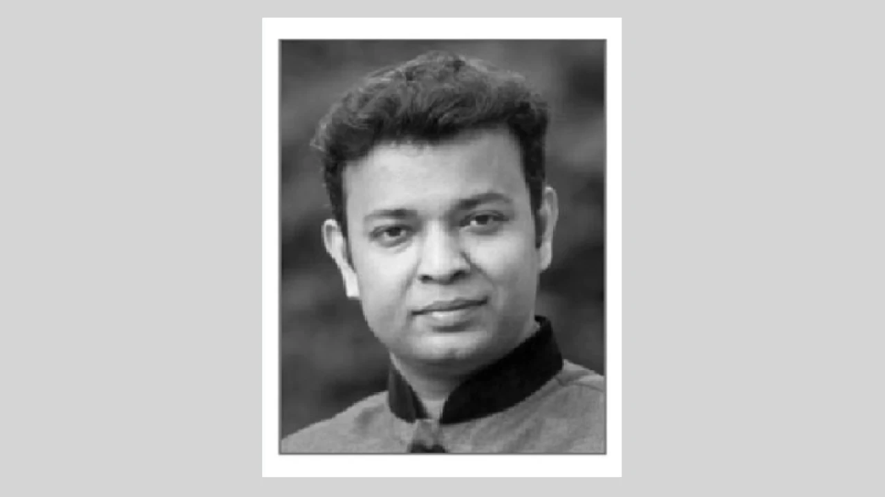 সরকারি স্কুলমুখী অভিভাবক নেপথ্যে খরচের চাপ