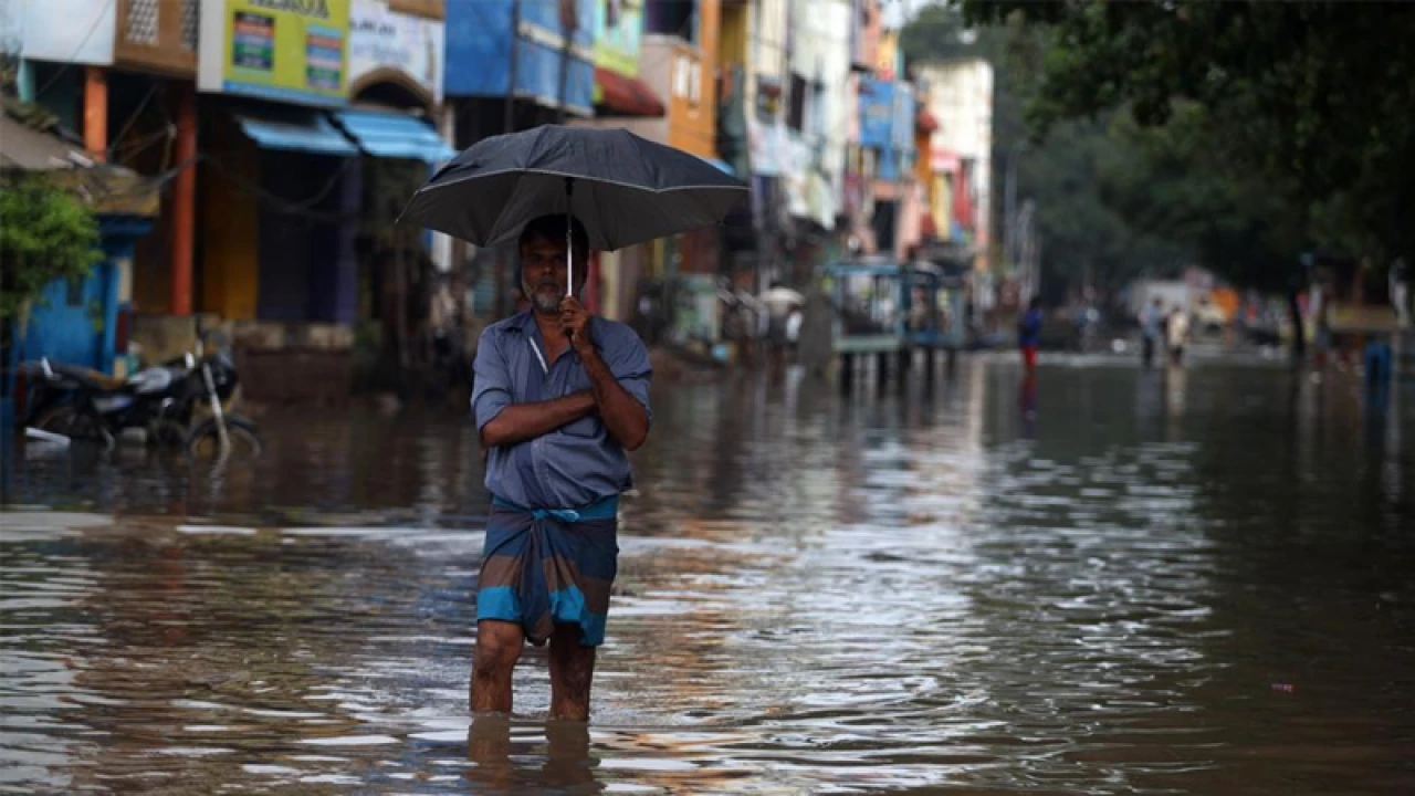 প্রবল বৃষ্টিতে ডুবলো চেন্নাই