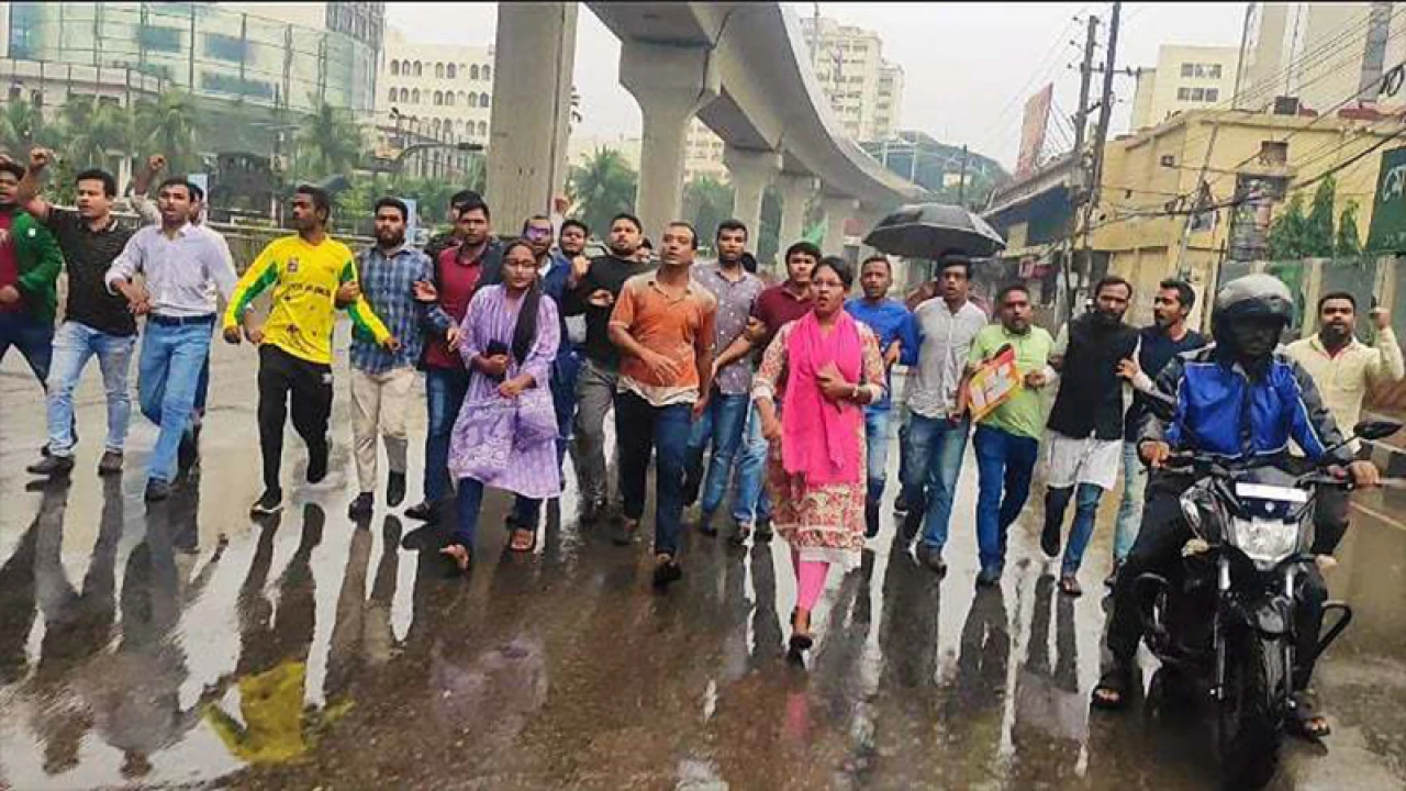 অবরোধ সমর্থনে রাজধানীসহ দেশের বিভিন্ন স্থানে মিছিল