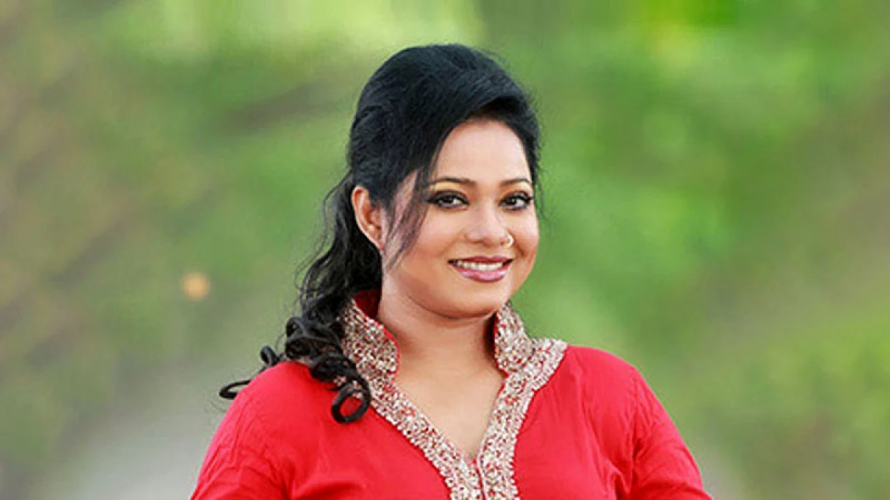 প্রার্থিতা ফিরে পেলেন ডলি সায়ন্তনী