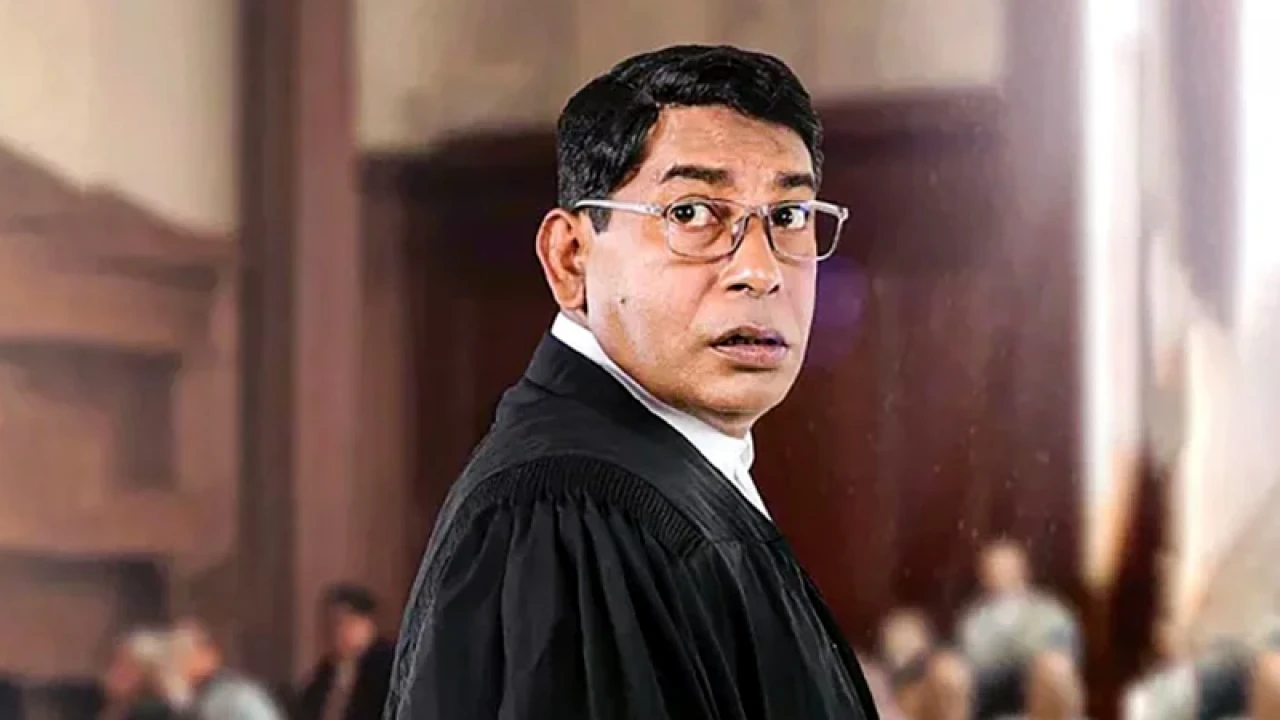 সুরাইয়ার পাশে মোবারক!