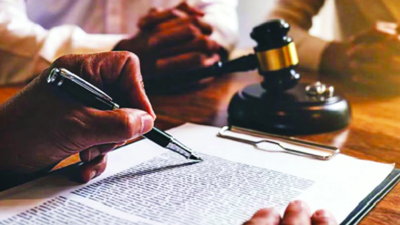 বেসরকারি বিশ্ববিদ্যালয়ে আইন নিয়ে পড়াশোনা