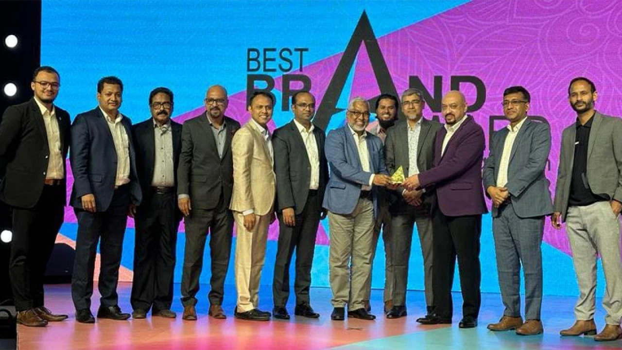 টানা চতুর্থবার বেস্ট ব্র্যান্ড অ্যাওয়ার্ড স্বীকৃতি পেল বসুন্ধরা এলপি গ্যাস