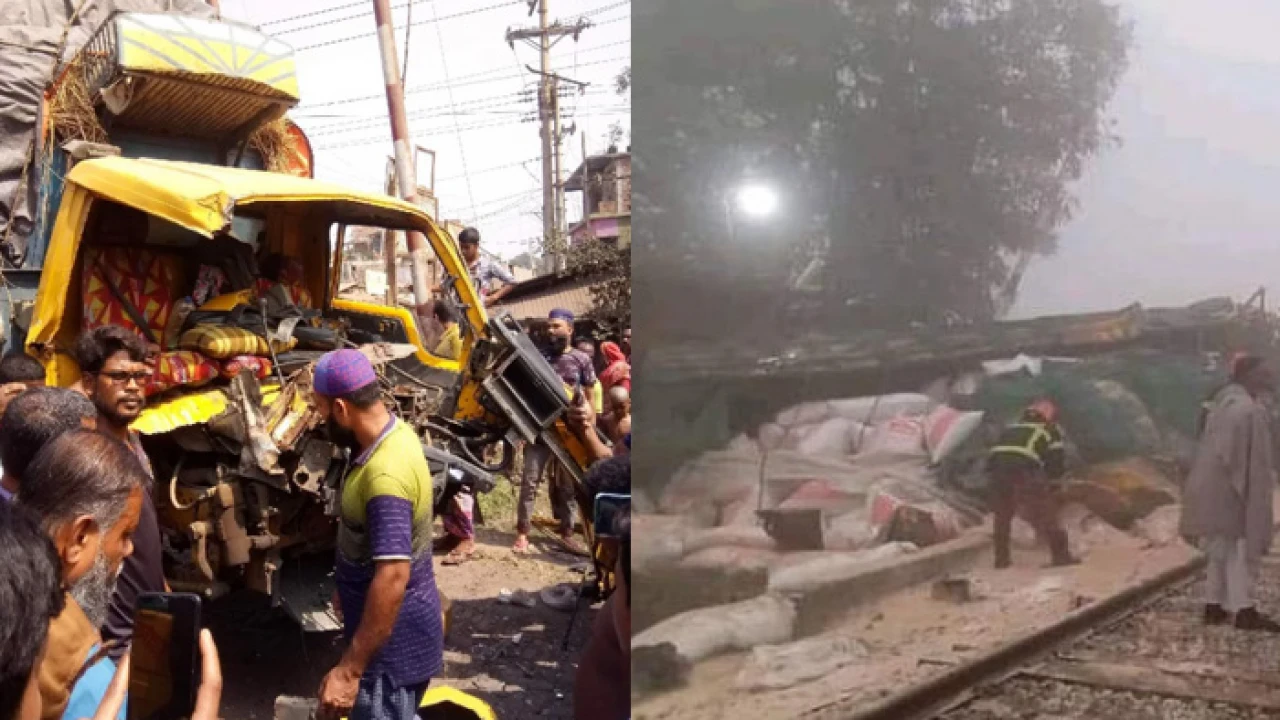 যশোরে ট্রেন-ট্রাক সংঘর্ষ, নিহত ২