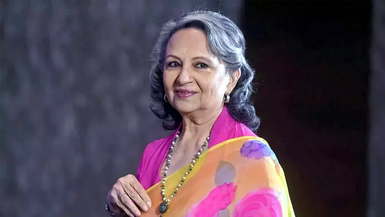 নিজের ক্যানসার নিয়ে প্রথমবার মুখ খুললেন শর্মিলা ঠাকুর