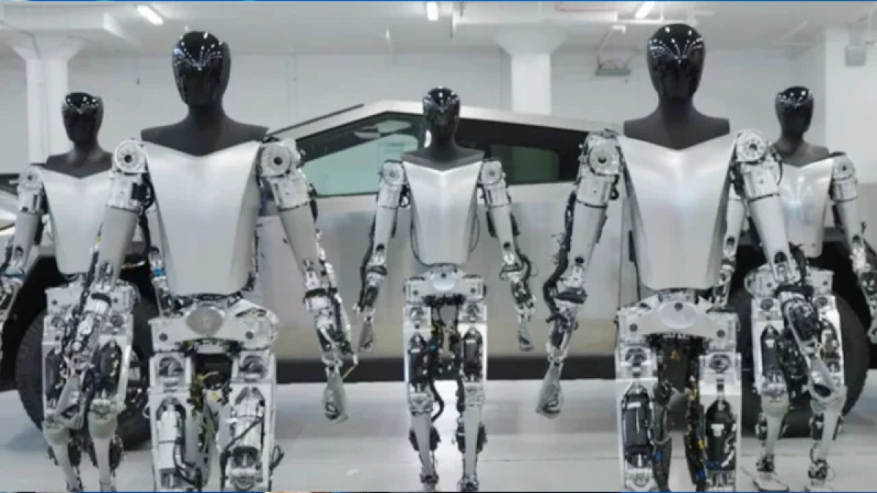 রোবটের হামলায় আহত টেসলা প্রকৌশলী