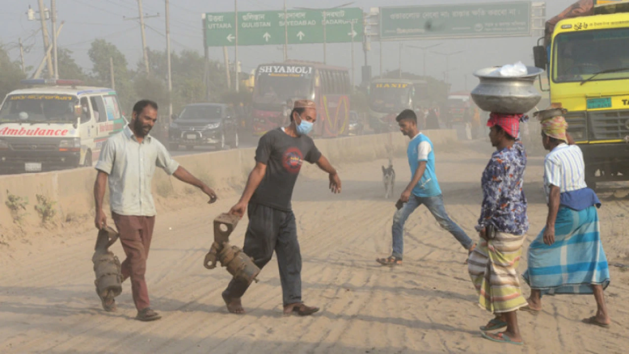 ঢাকার বাতাস আজ ‘খুব অস্বাস্থ্যকর’