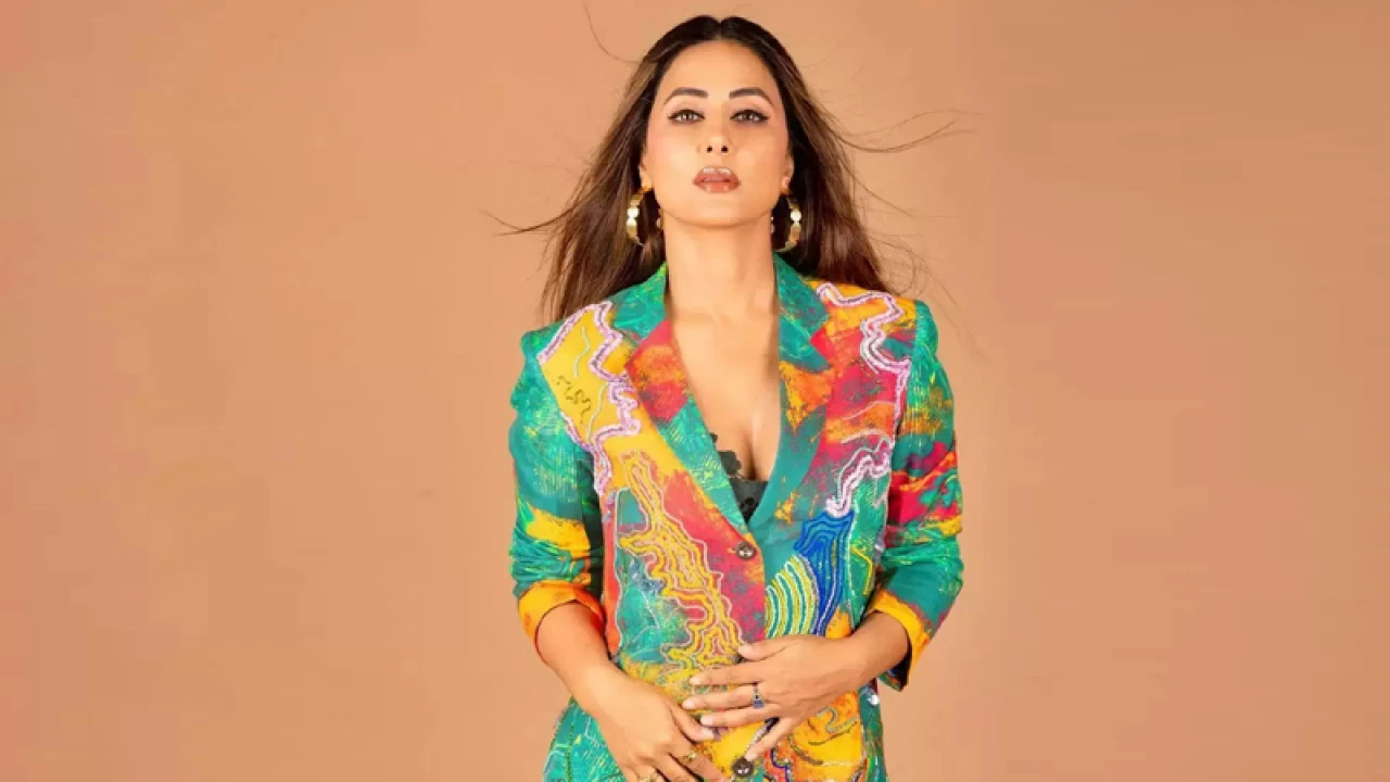 গুরুতর অসুস্থ হিনা খান