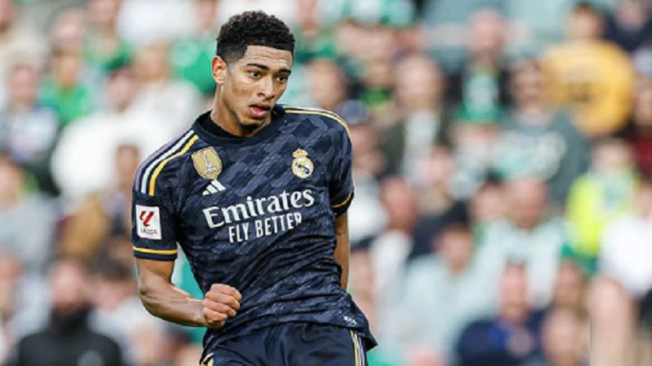 রিয়ালের দেওয়া শেফকে বরখাস্ত করলেন বেলিংহ্যাম