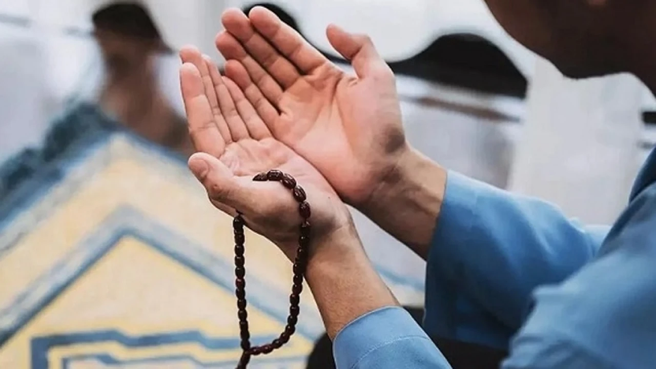 গুনাহ কমিয়ে তওবার প্রতি আগ্রহী করবে যে আমল