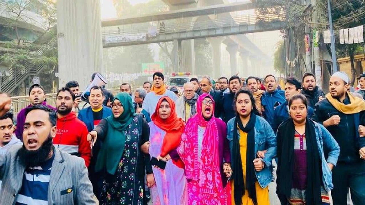 বেনাপোল এক্সপ্রেসে আগুন সরকারের পুরনো খেলারই অংশ: রিজভী