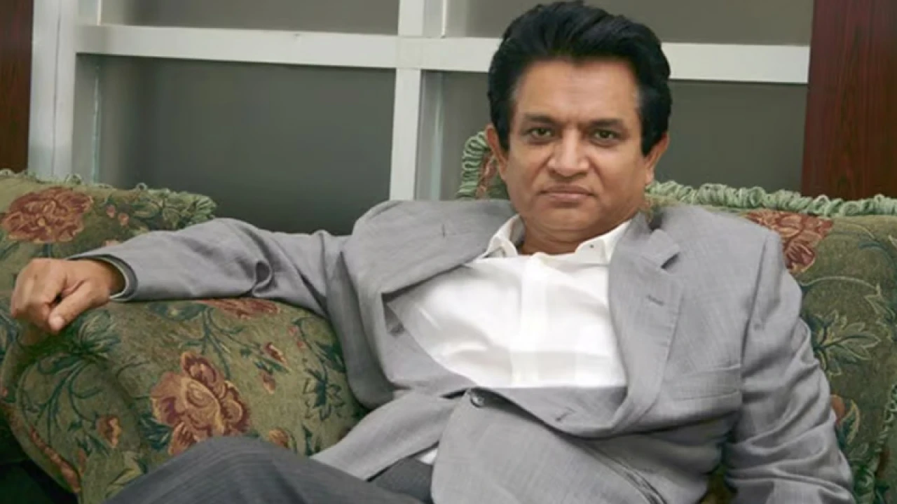 বিপুল ভোটে জিতলেন এ কে আজাদ