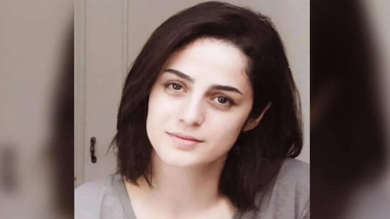 হিজাব না পরায় ইরানে নারীকে ৭৪ বেত্রাঘাত