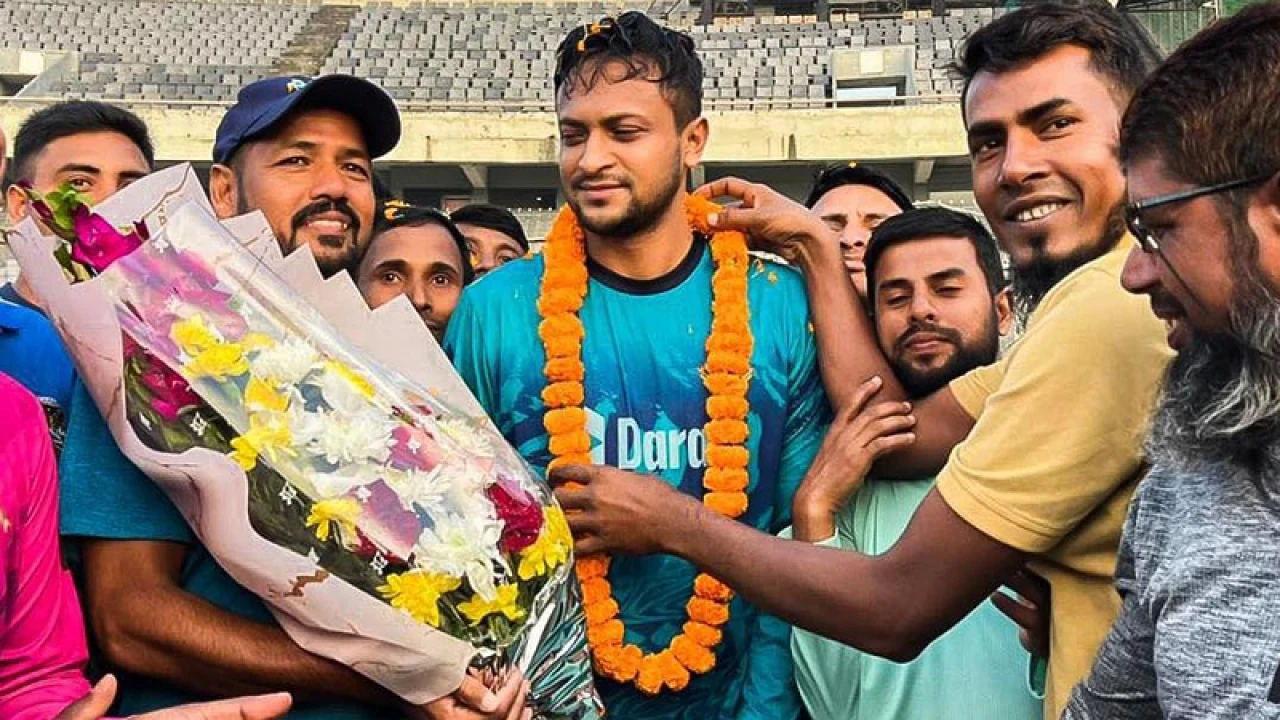 সাকিবকে ঘিরে স্লোগান, যা বললেন বিশ্বসেরা অলরাউন্ডার