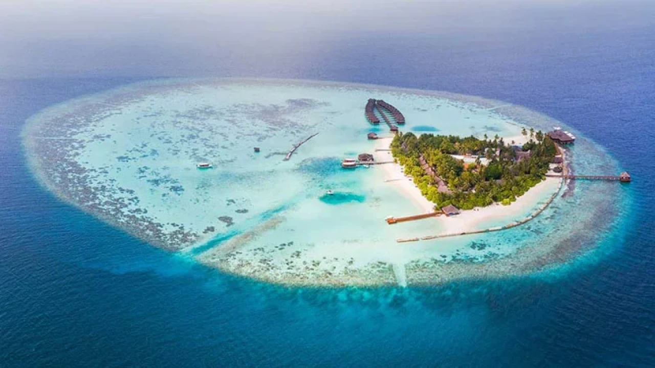 মালদ্বীপে শুটিং করবেন না ভারতীয় চলচ্চিত্র নির্মাতারা