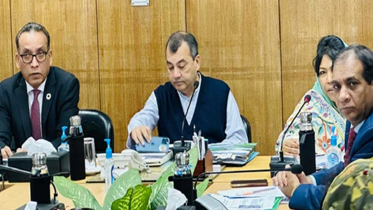 প্রথম দিনেই যে কঠোর বার্তা দিলেন পরিবেশমন্ত্রী