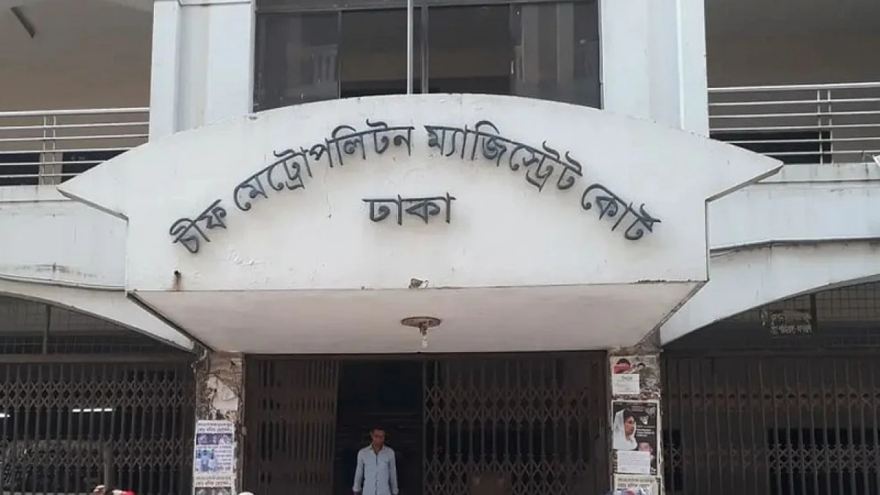 বাড়িওয়ালার ছেলের গলায় ছুরি চালানো ভাড়াটিয়ার বিরুদ্ধে চার্জগঠন